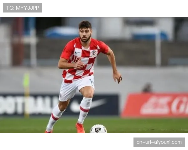 莱比锡红牛主力中卫格瓦迪奥尔复出在即,将极大增强球队定位球防守硬度